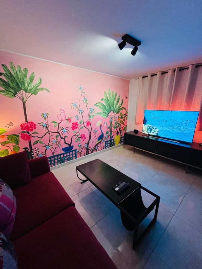 Apartmán Pink Tropical Champagne Remeš Exteriér fotografie